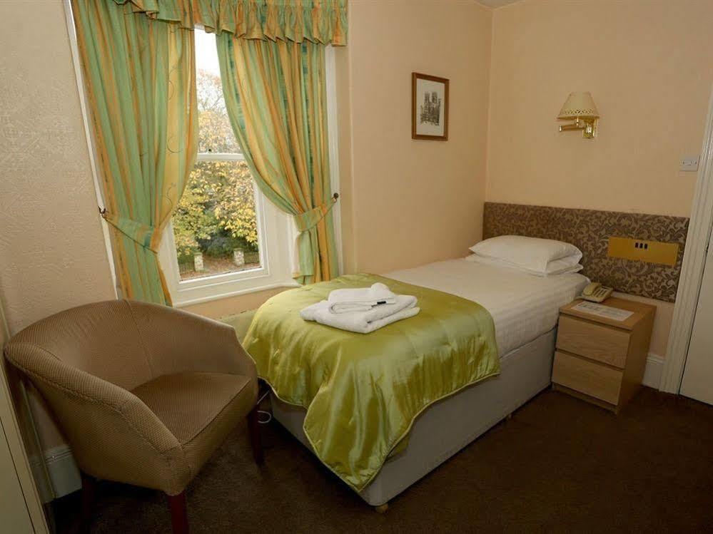 Beechwood Close York Bagian luar foto